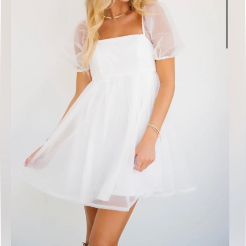 NWT TCEC White Puff Sleeve Babydoll Dress